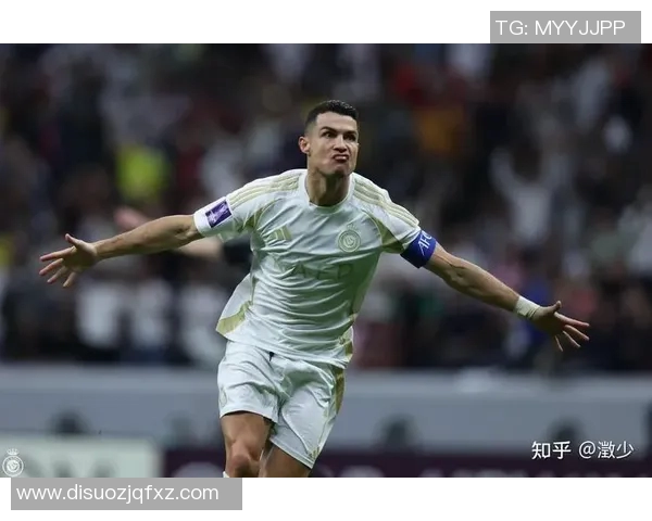 12号足球明星盘点世界足坛那些闪耀的12号传奇球员