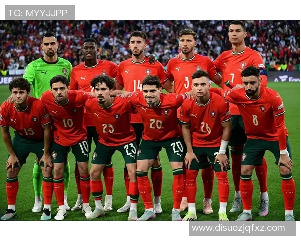 足球明星美男子的魅力与风采如何征服全球球迷心灵