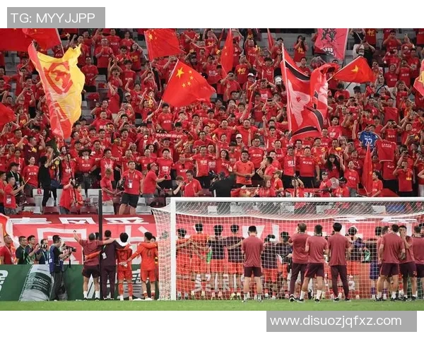 国足与国际足球明星实力对比图揭示中国足球现状与未来发展潜力